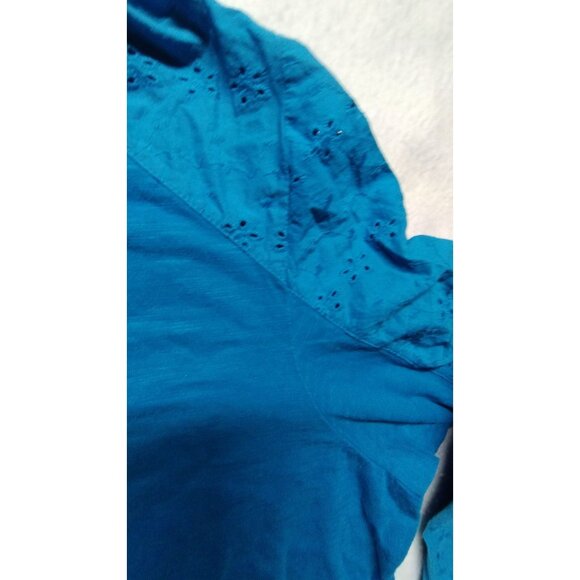 Gloria Vanderbilt Women's XXL Blue Button-Front Flower Eyelet Accent Top - Picture 4 of 7